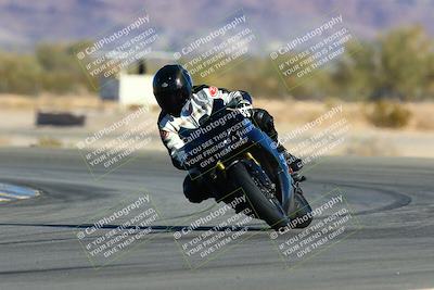 media/Jan-09-2022-SoCal Trackdays (Sun) [[2b1fec8404]]/Turn 14 (10am)/